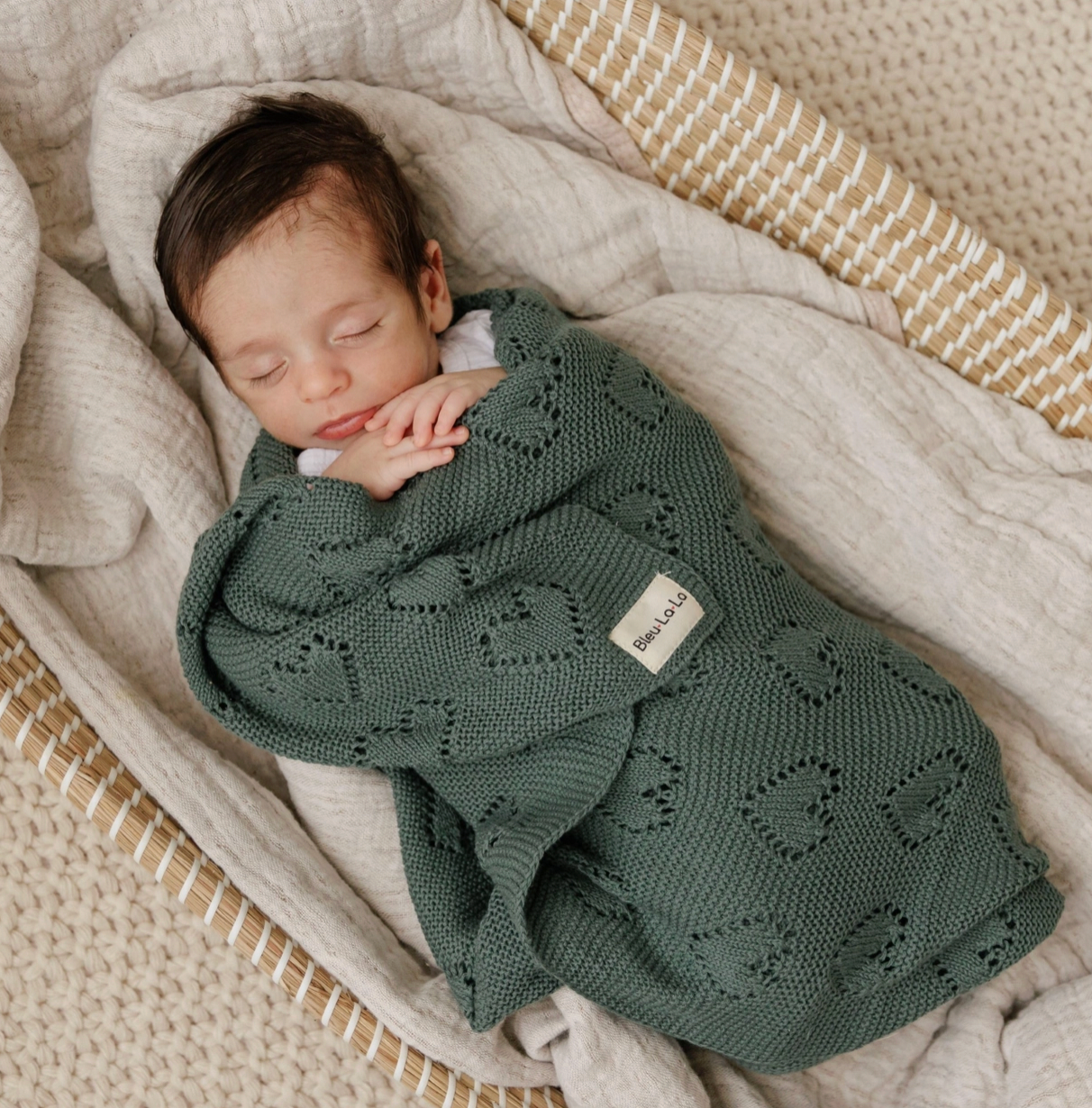 100% Luxury Cotton Receiving Swaddle Baby Blanket - Heart