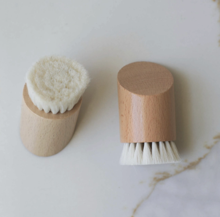 Face Brush