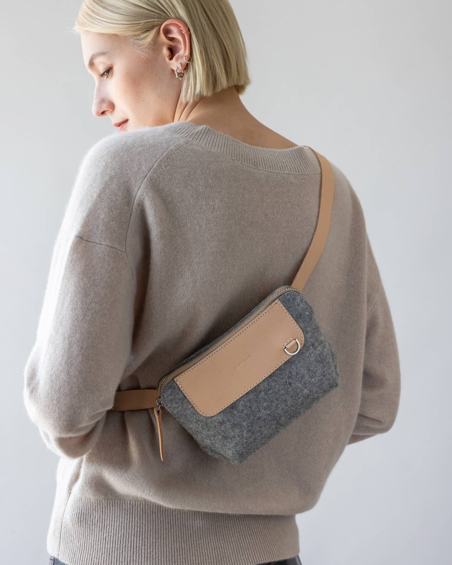 Bedford Merino Wool Belt Bag in Granite