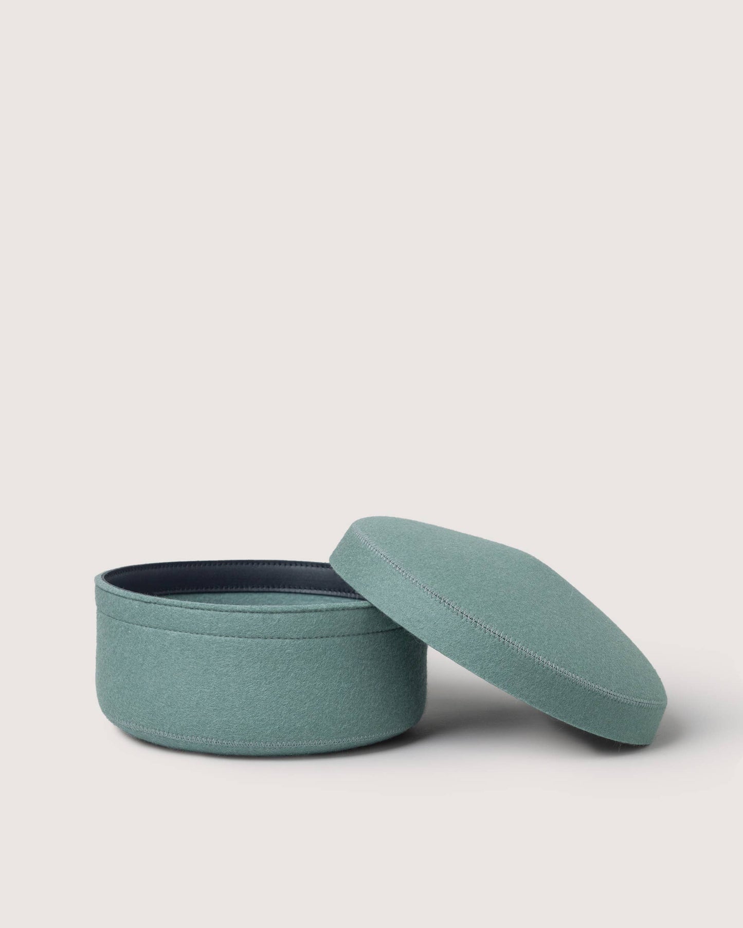 Merino Wool Medium Bin w/ Lid - Spruce