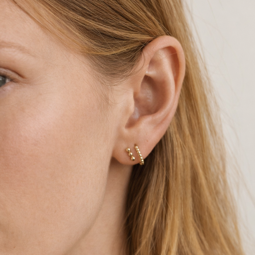 Lily Dot Bar Studs | Gold Fill