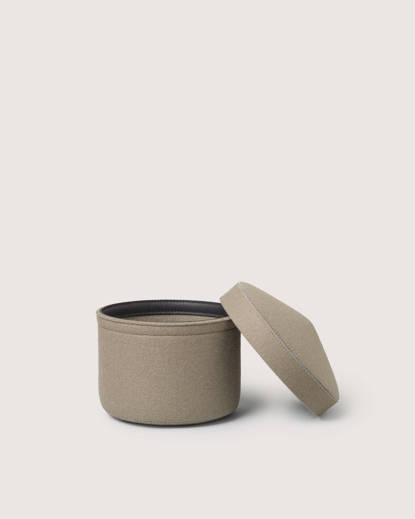 Merino Wool Small Bin w/ Lid - Clay
