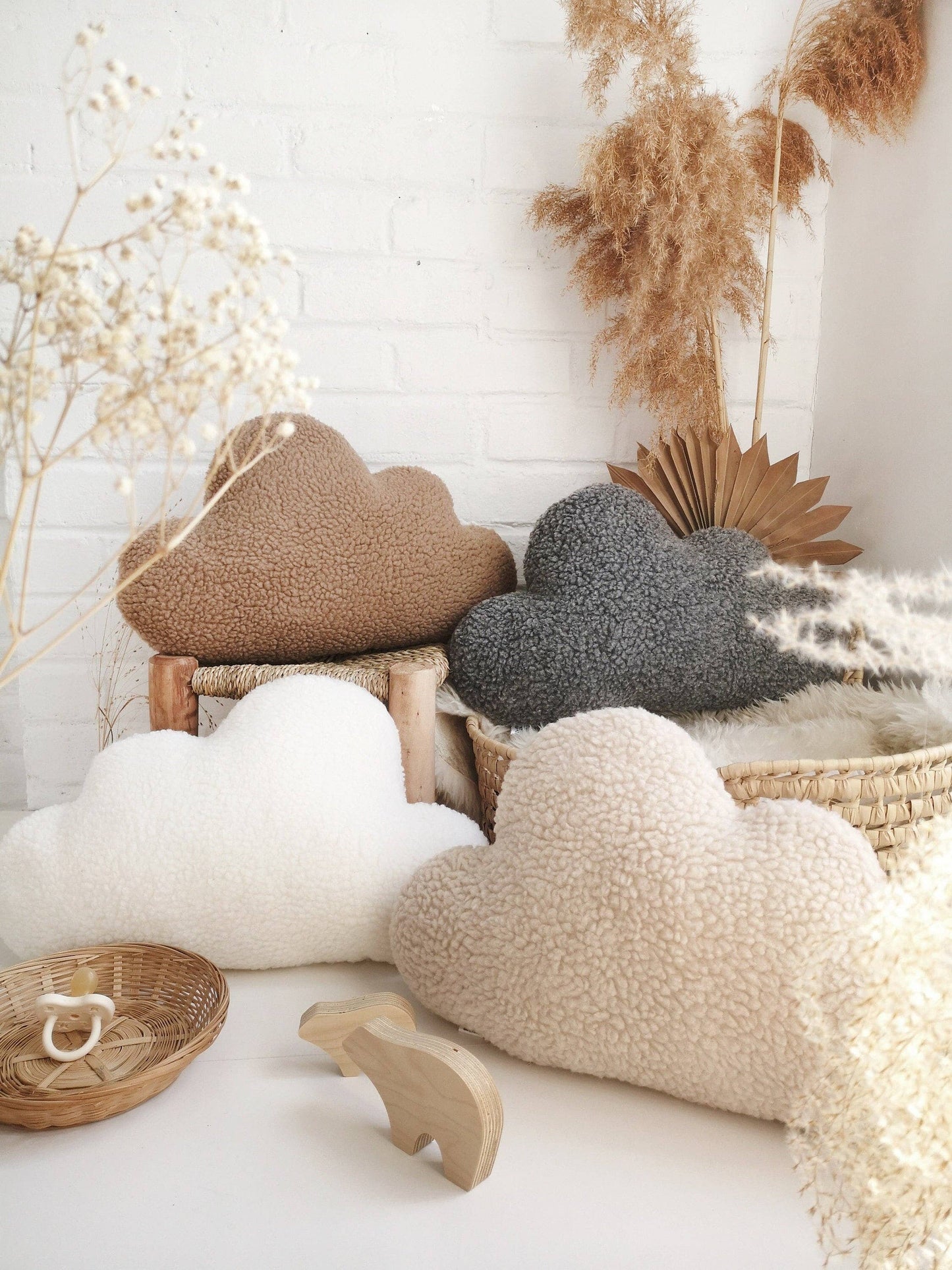 Cloud sherpa cushion