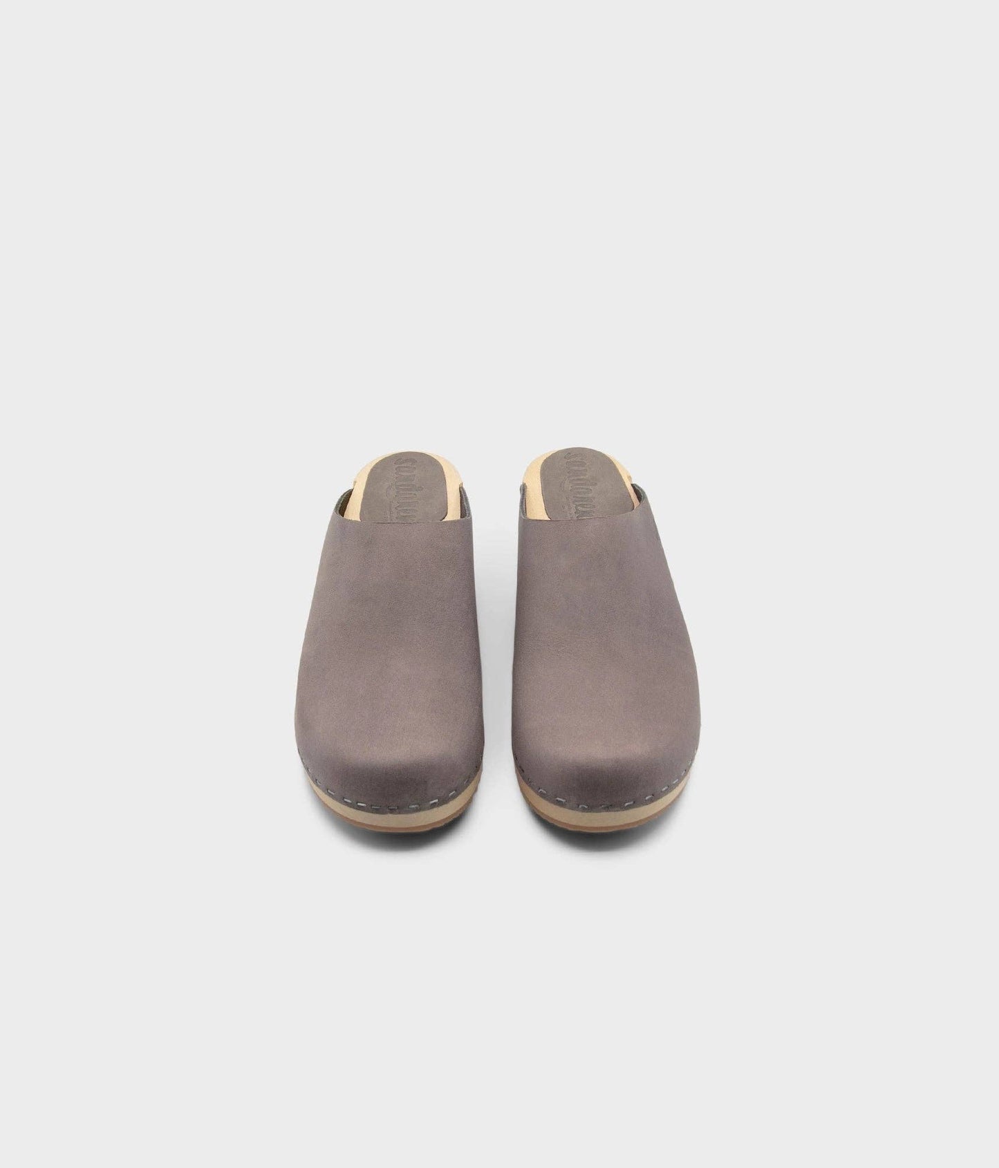 Swedish minimalistic clog, feather grey