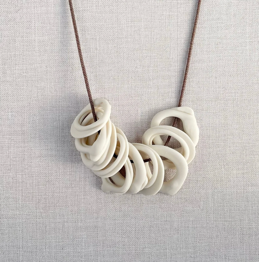 Liz Quan long necklace 'TB10'
