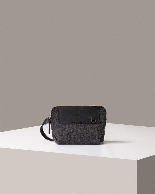 Bedford Merino Wool Belt Bag in Charcoal
