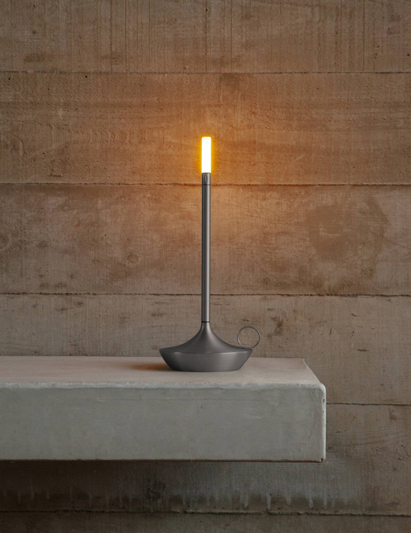 Wick Portable Rechargeable Candle Lamp
