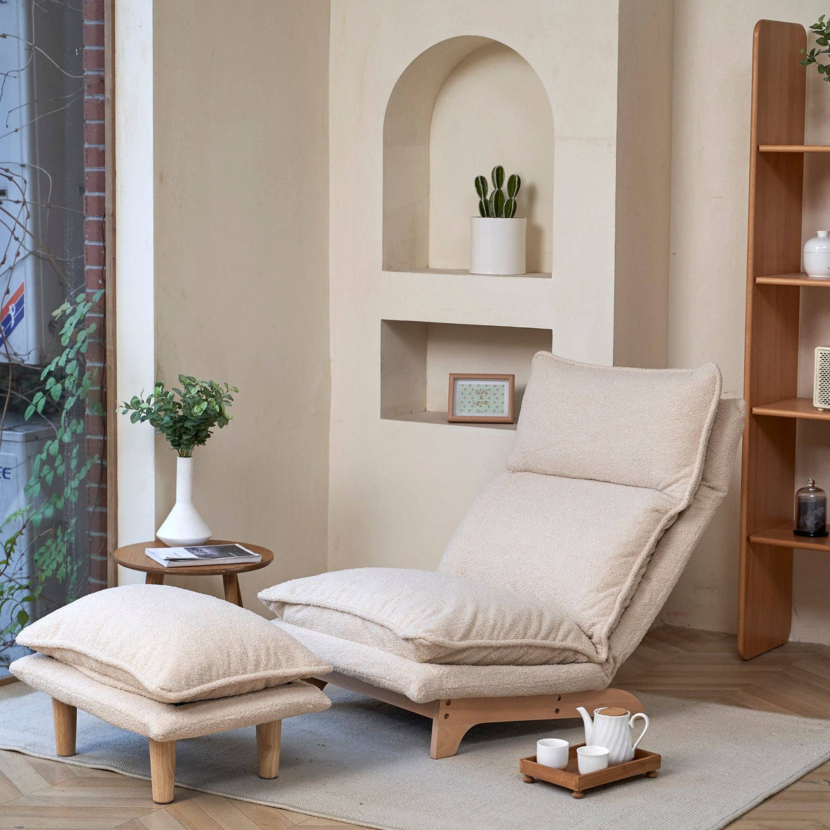 Meadow Reclining Chair with Ottoman